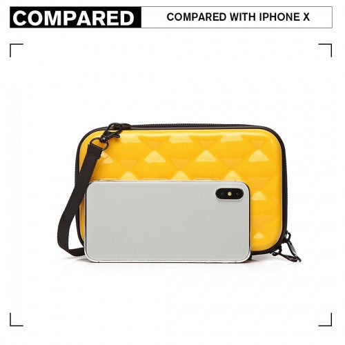 Kono Multifaceted Diamond Travel Clutch - Yellow