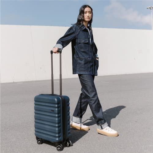 ANTLER - Cabin Suitcase - Clifton Luggage - Size Cabin, Navy - 20x40x55, Lightweight Suitcase for Travel & Holidays - Spinner Carry On Suitcase with 4 Wheels & Twist Grip Handle - TSA Approved Locks
